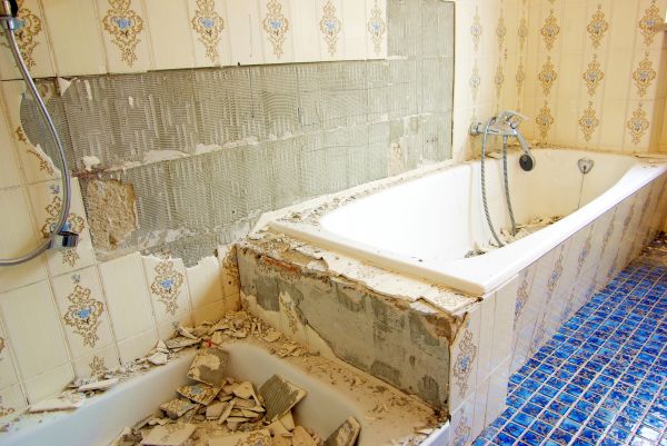 Bathtub Demolition in Kaysville